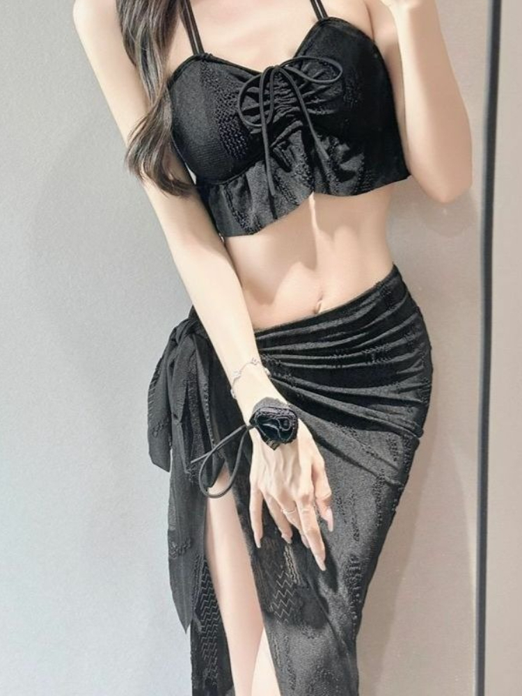 Женский купальник из двух част – обзор и цена Tops